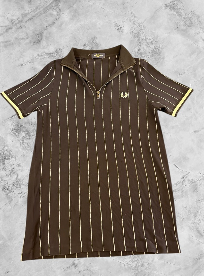 Zwarte Fred Perry polo met crème streep, maat M (ritspolo / poloshirt met rits)