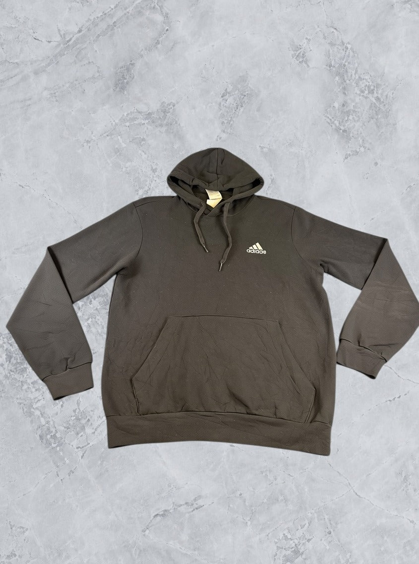 Zwart Adidas hoodie met logo, maat M (trui met capuchon)