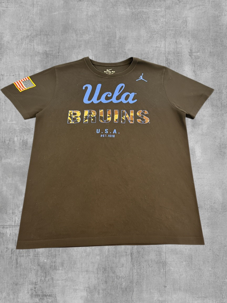 Nike T-shirt zwart print UCLA Bruins