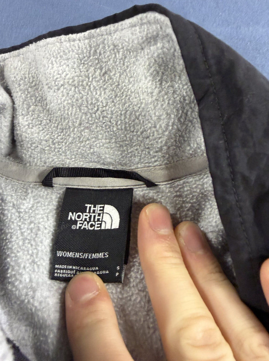 Grijs fleecevest van The North Face (ook fleecetrui, maat S)