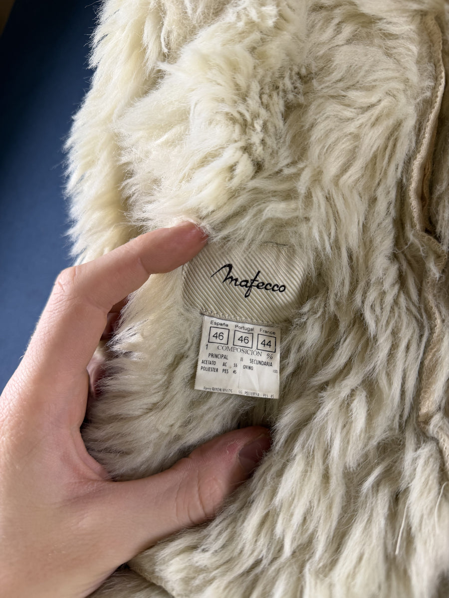 Beige leren damesjas van Vintage Dressing (lammy coat / Afghaanse jas), maat XL