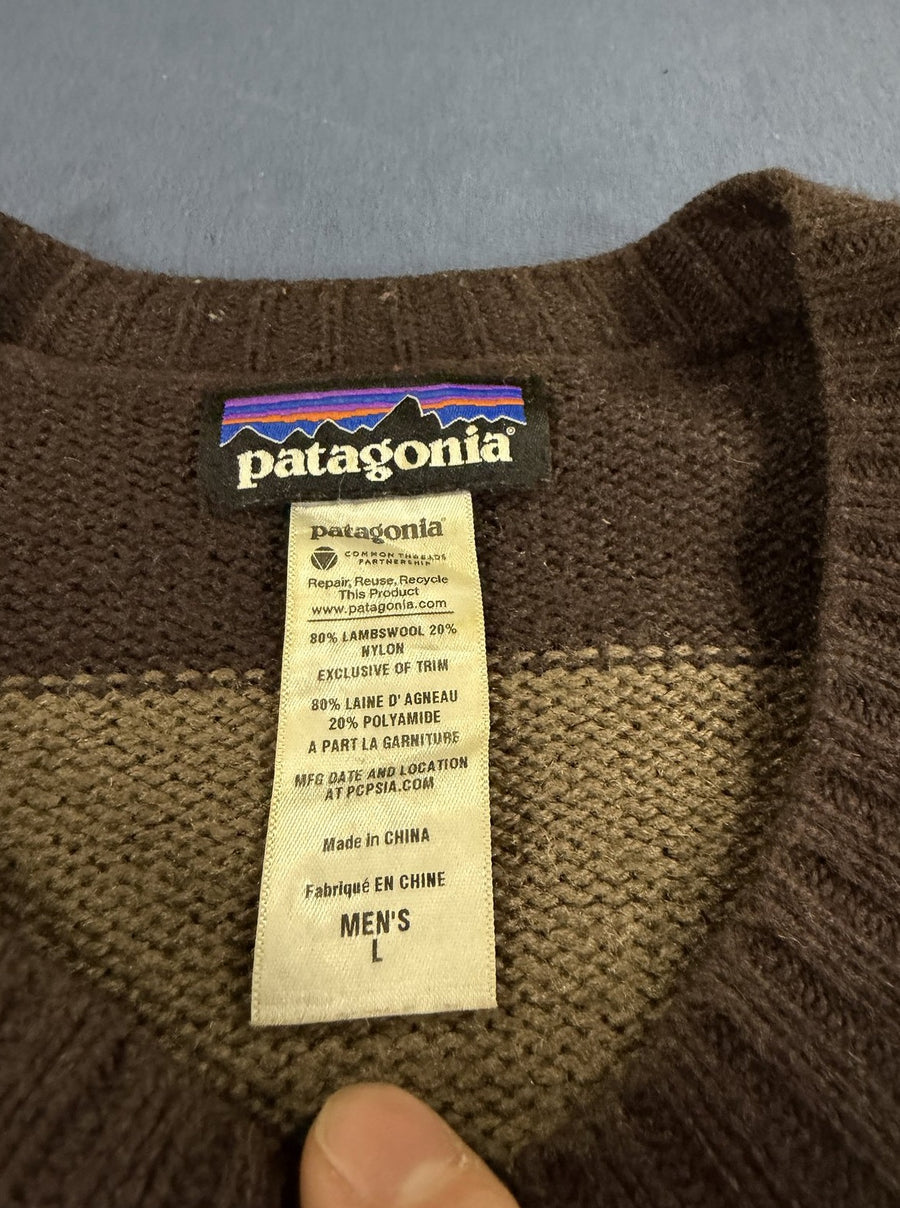 Bruine gestreepte Patagonia (gebreide pullover / fleecetrui-alternatief) maat L