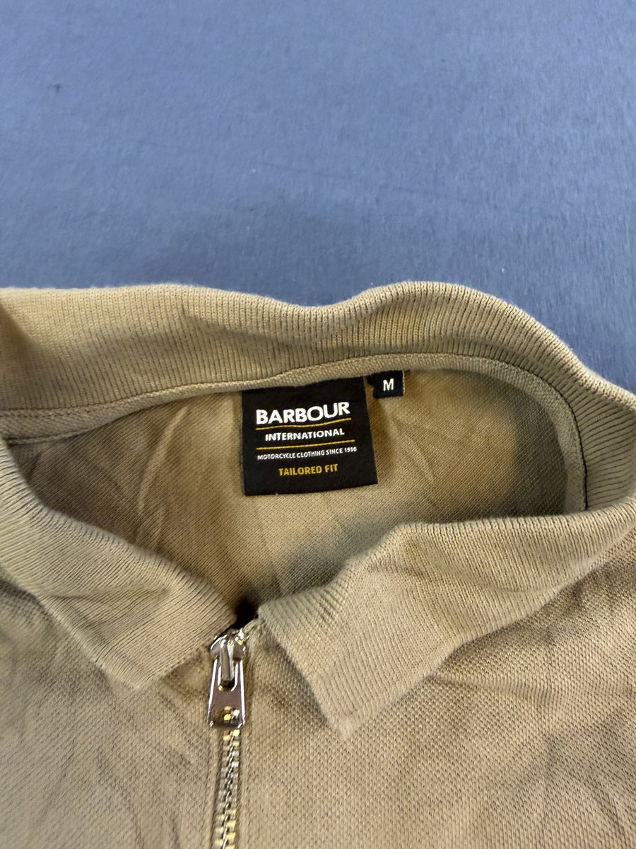 Beige Barbour International motorpolo (zip-polo), maat M
