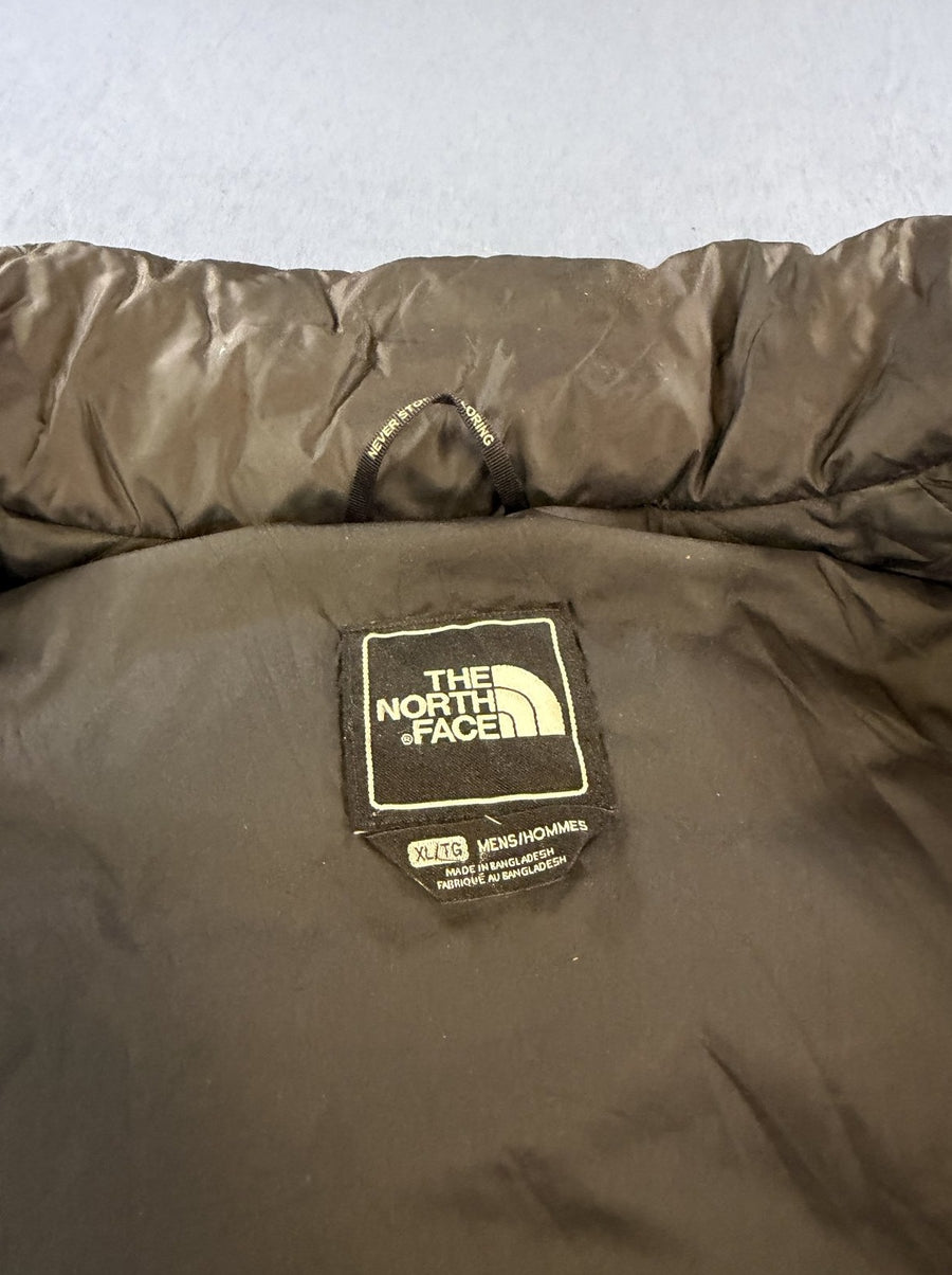 Groene donsjas (pufferjas/winterjas) van The North Face met camouflage, maat XL