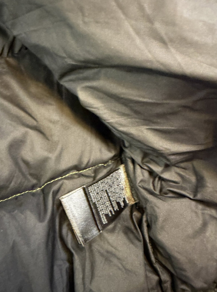 Groene donsjas (pufferjas/winterjas) van The North Face met camouflage, maat XL