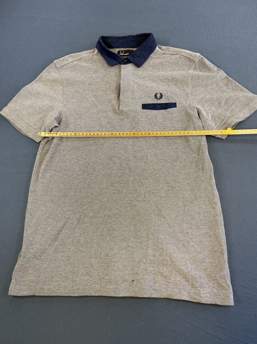 Grijze Fred Perry polo met navykraag (piqué poloshirt / sportpolo), maat M