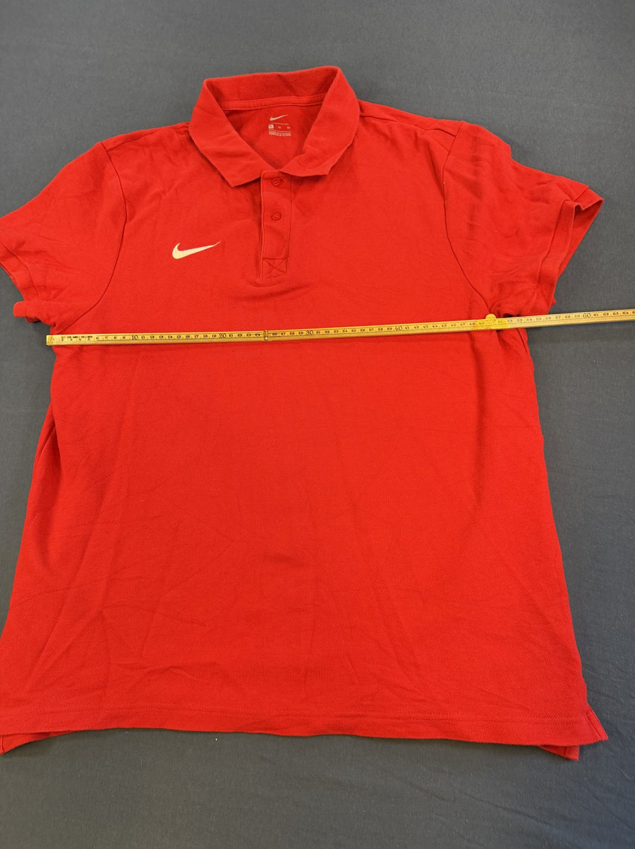 Rood Nike polo maat XL (poloshirt / piqué shirt met geborduurd logo)
