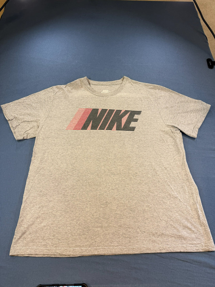Nike T-shirt grijs print
