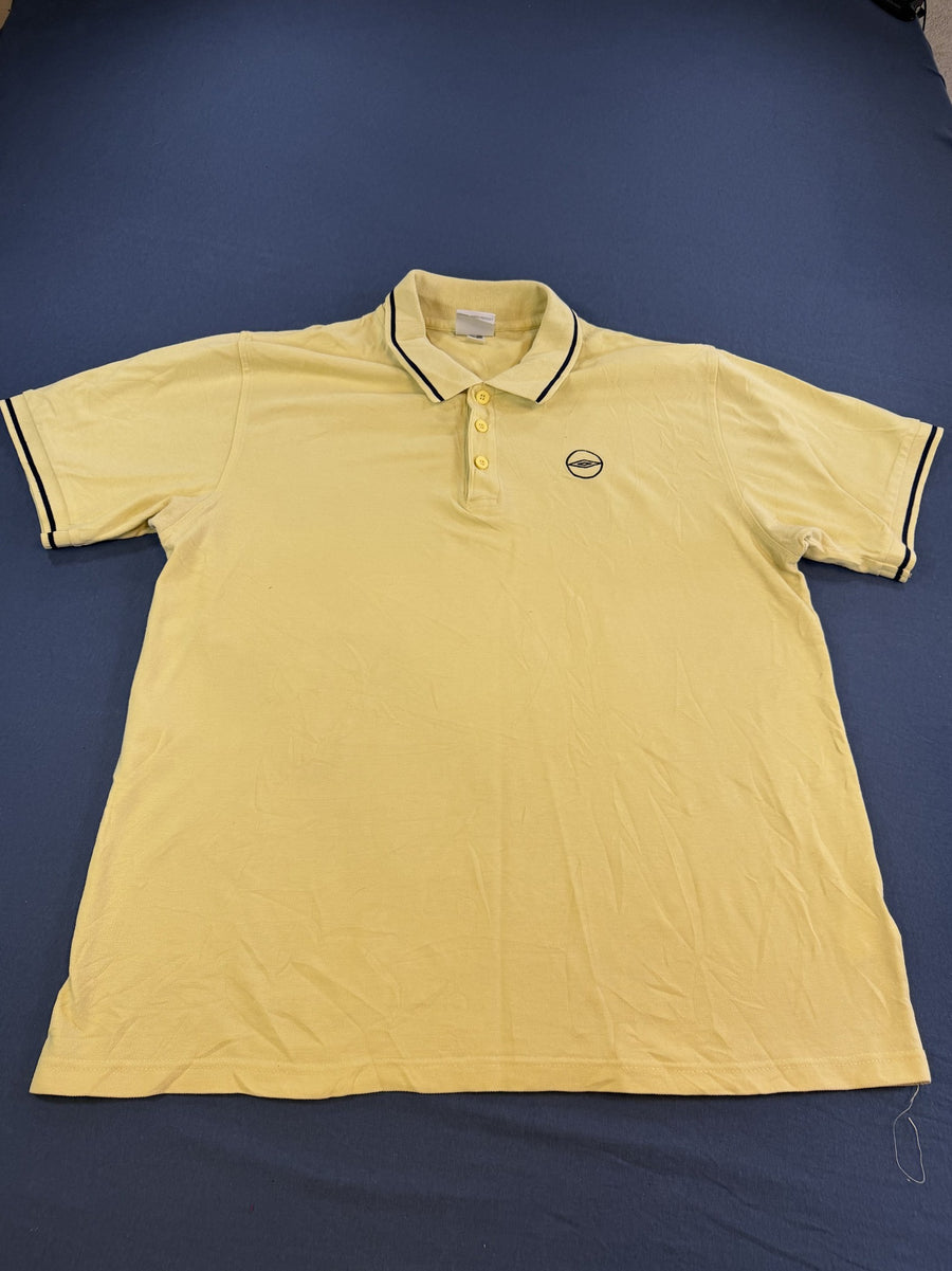 gele polo van Umbro, maat L (piqué top / golfshirt)