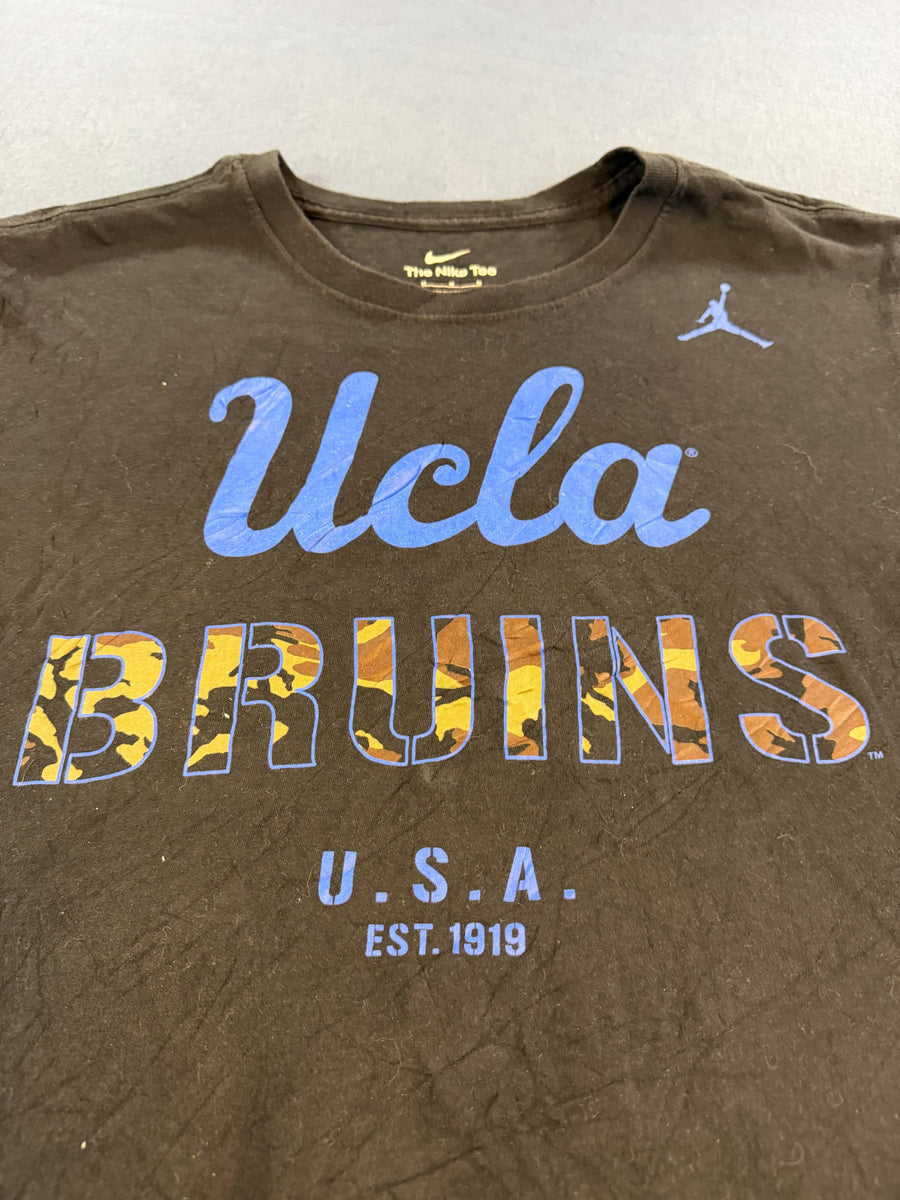 Nike T-shirt zwart print UCLA Bruins