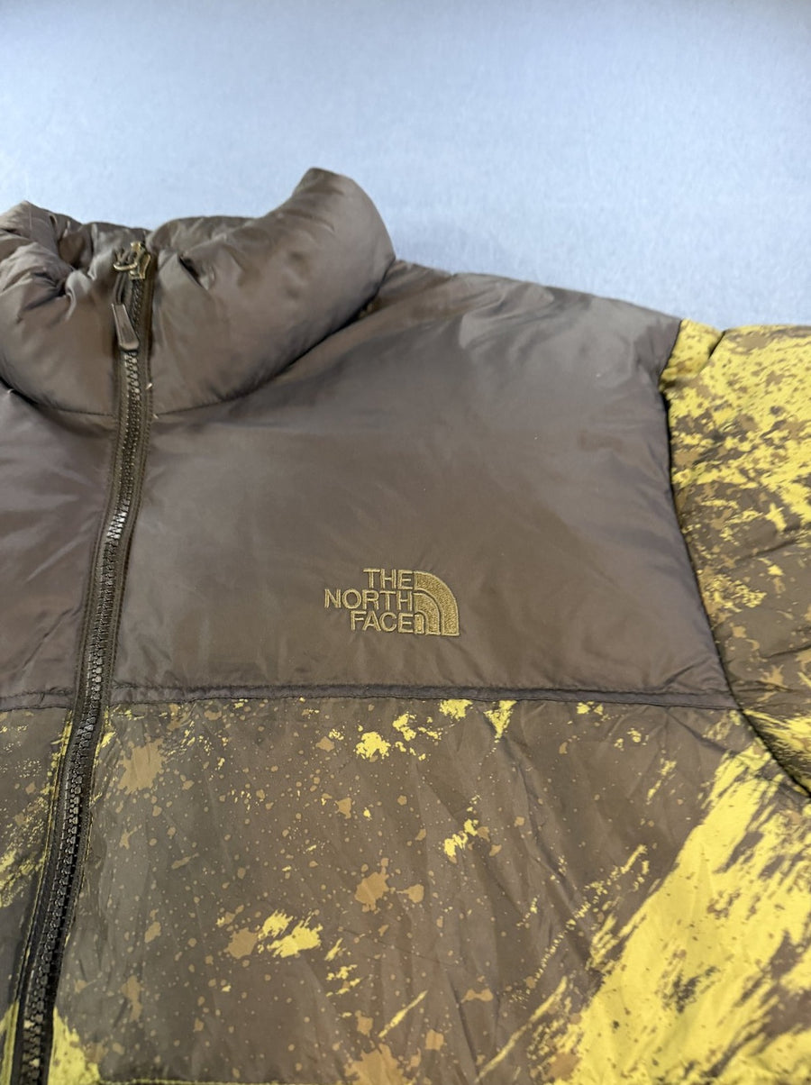 Groene donsjas (pufferjas/winterjas) van The North Face met camouflage, maat XL