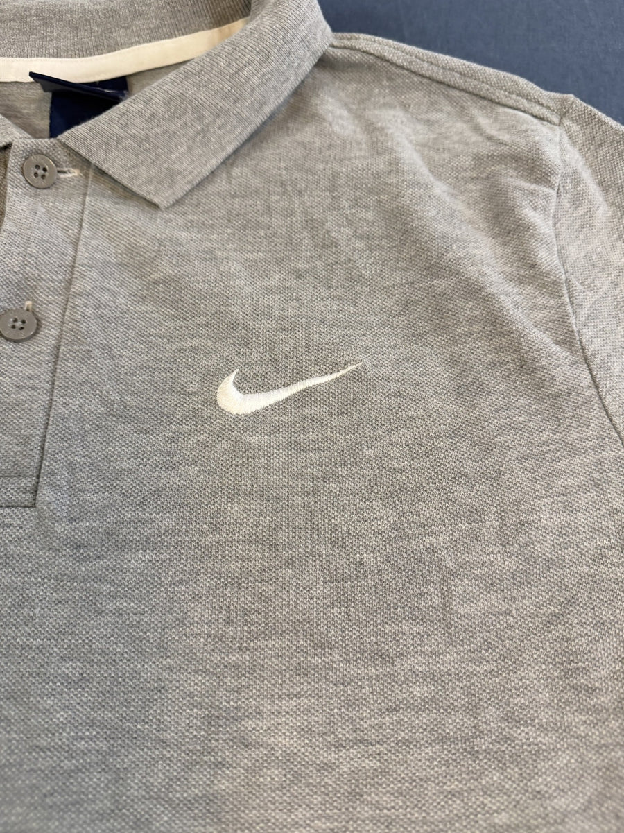 Grijze Nike polo (herenpoloshirt / pique top), maat M