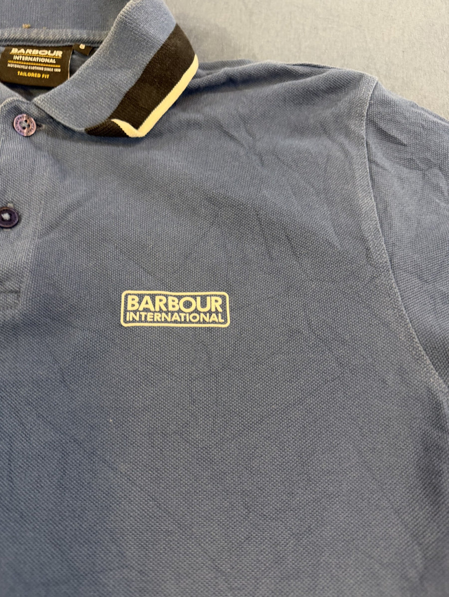Blauwe motorpolo van Barbour International (piqué polo / bikershirt), maat S