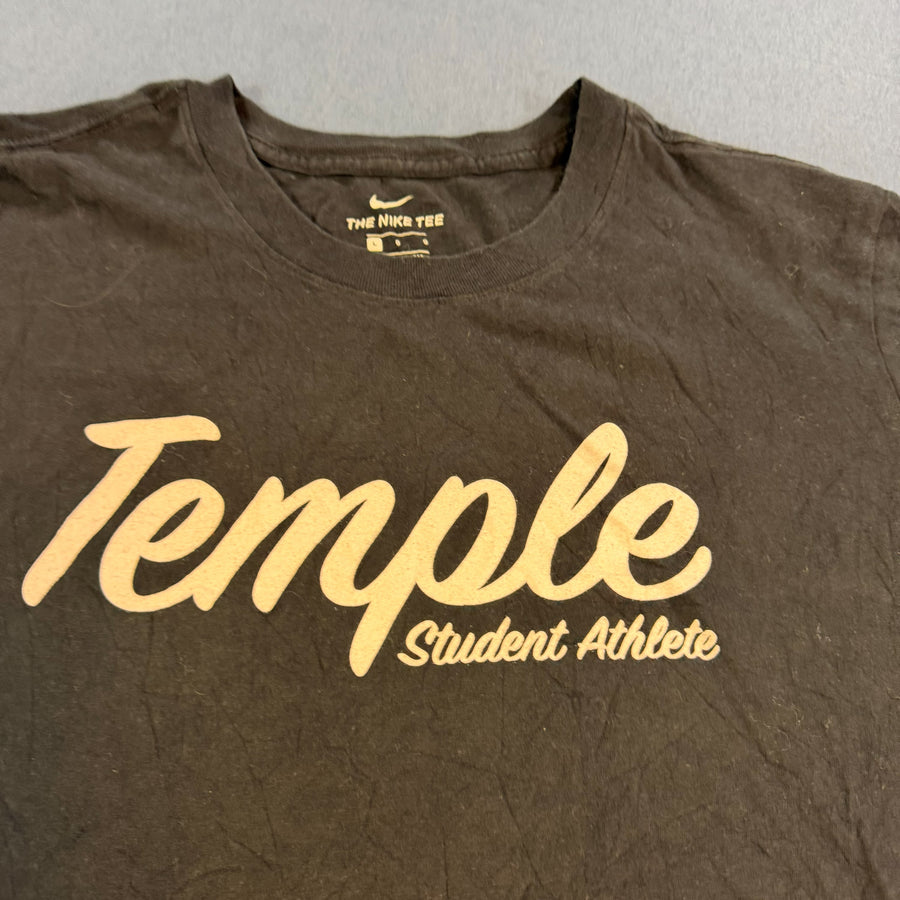 Nike T-shirt zwart print Temple Owls The Nike Tee
