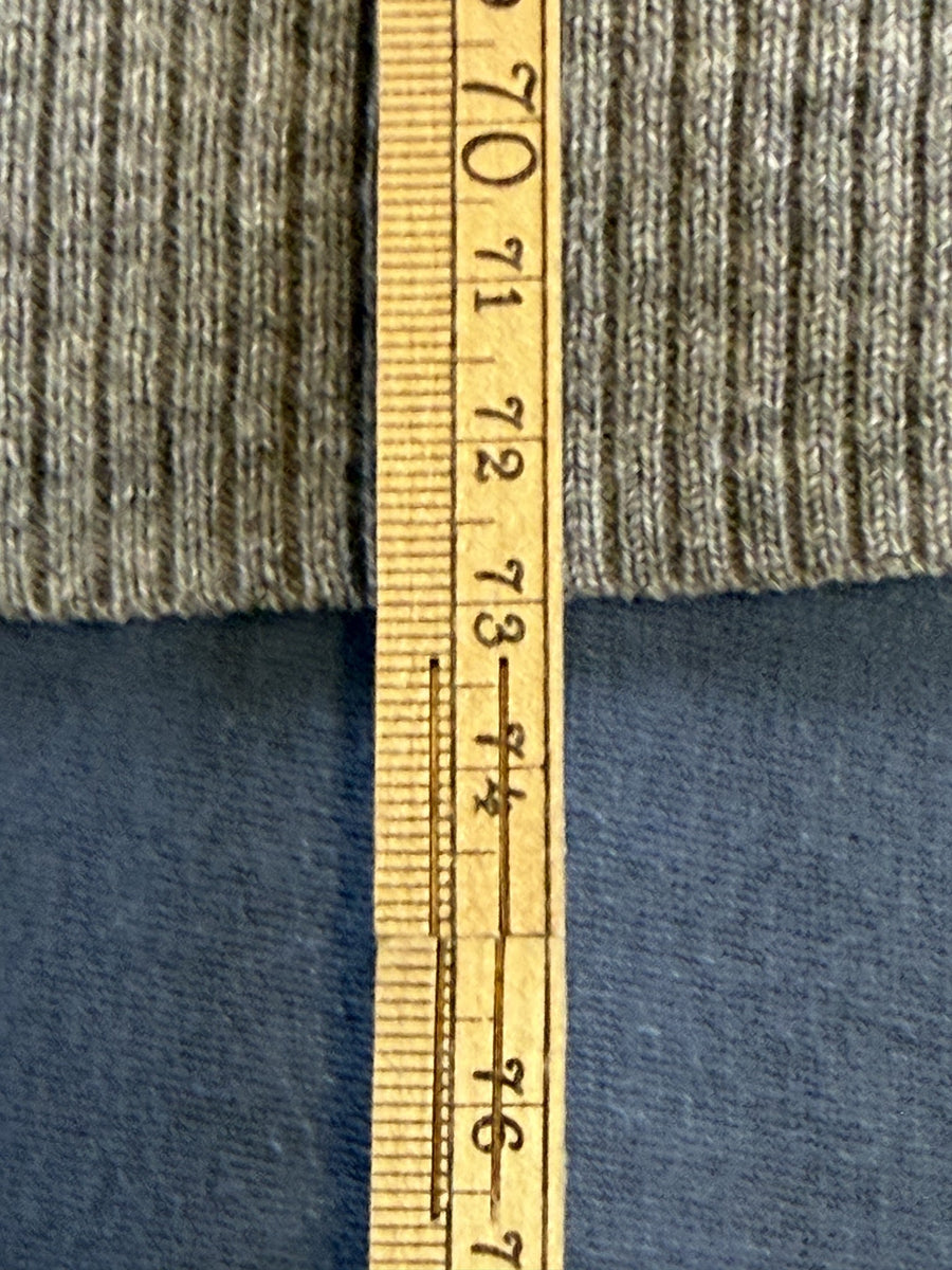 Levi's trui grijs maat M Standard Fit
