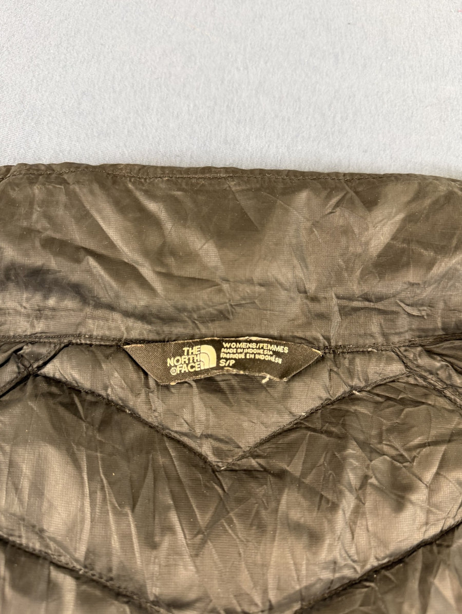 Zwarte donsjas van The North Face (puffer jas), dames maat S, 550 fill